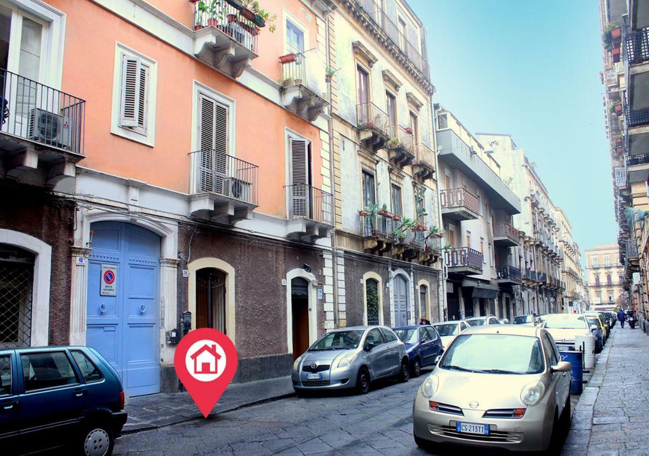 Sicilia Casa Vacanza Apartment Catania Bagian luar foto