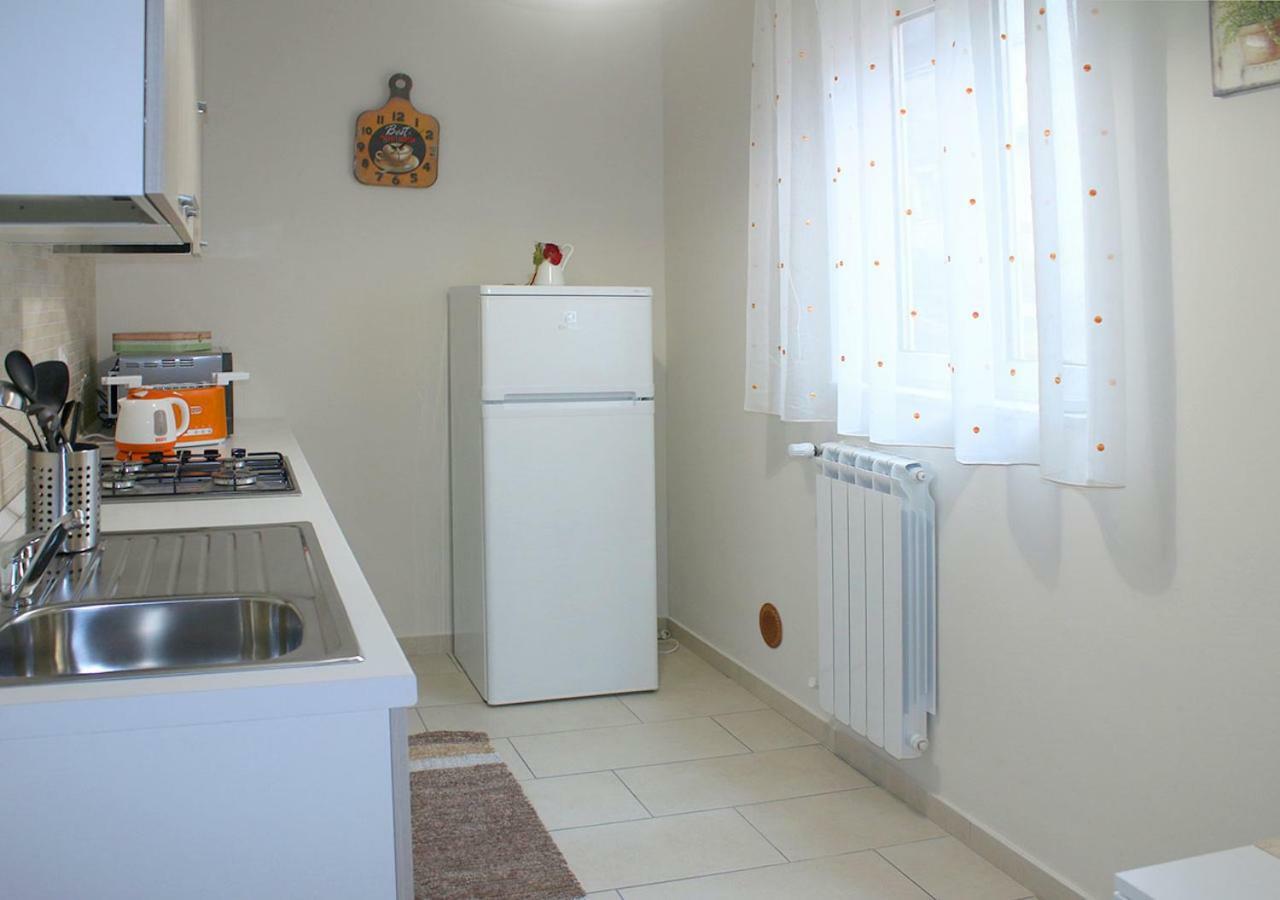 Sicilia Casa Vacanza Apartment Catania Bagian luar foto