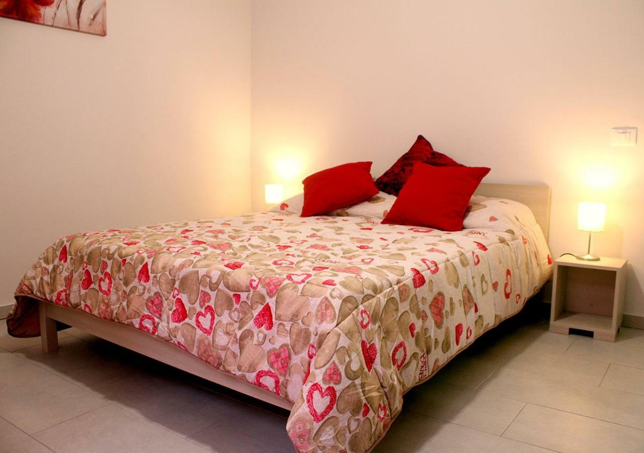Sicilia Casa Vacanza Apartment Catania Bagian luar foto